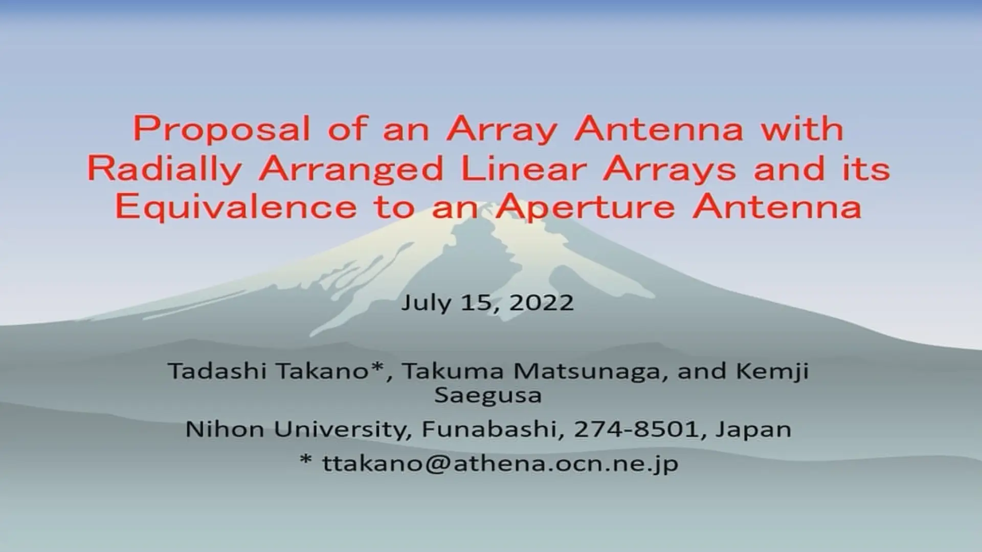 Proposal of an Array Antenna with Radially Arranged Linear Arrays and its Equivalence to an Aperture Antenna